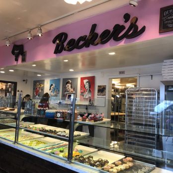Becker's Bakery - Bakeries Near Me - Manhattan Beach, California