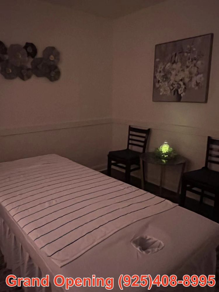 GOOD NATURE SPA Updated September 2024 24 Photos 2060 Colfax St