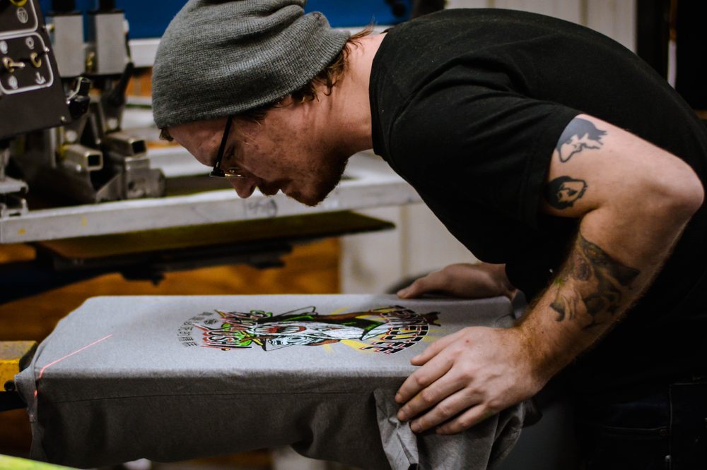 TWINE GRAPHICS & SCREENPRINTING 20 Photos Screen Printing/TShirt