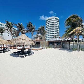 Krystal Grand Punta Cancún - Hotels Near Me - Cancún, ROO Krystal Grand Punta Cancún - Hotels Near Me - Cancún, ROO