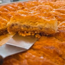 Alaturco Gyro Mediterranean Restaurant - Tyrkish homemade Baklava