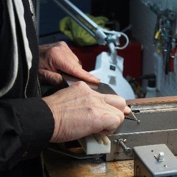 Oregon Edge Sharpening Service - Knife Sharpening Near Me