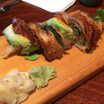 Sushi Tomi - Spider Roll - Sushi Bars Near Me - Mountain View, California