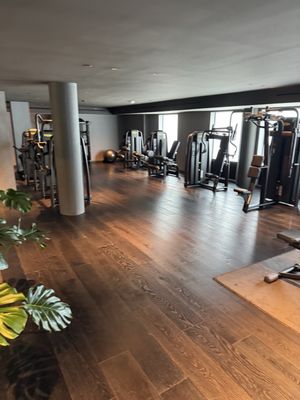 Hotel AKA Alexandria by null