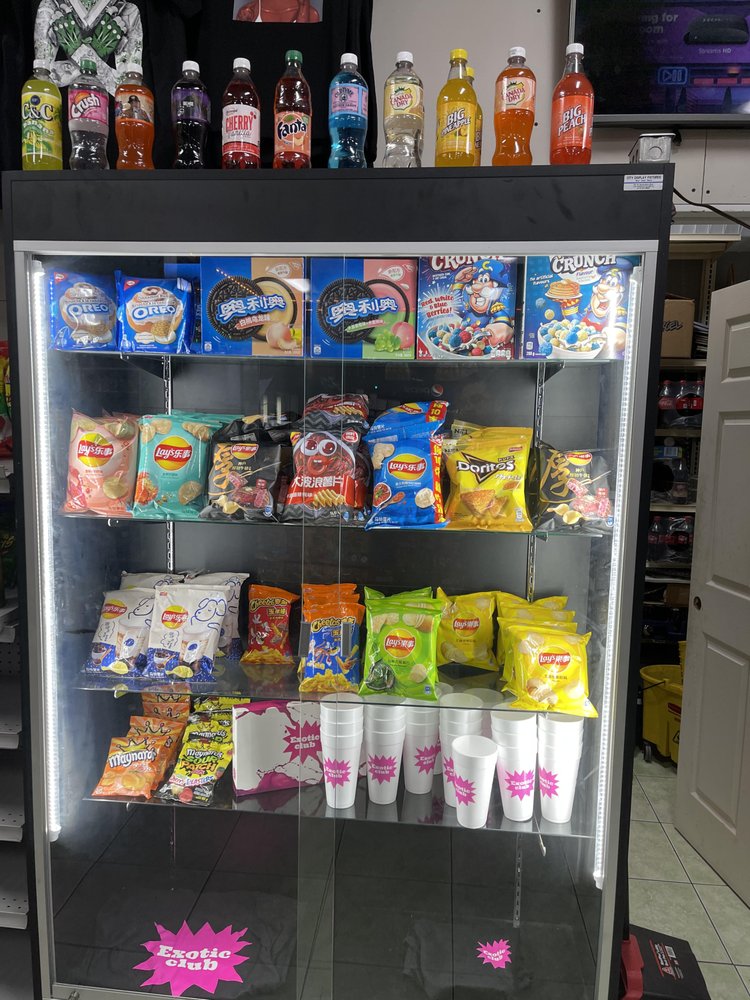 THE SPOT SMOKE SHOP 2107 W Centery Blvd, Los Angeles, California