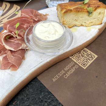 Reserve Garden - Focaccia & prosciutto - Brazilian Near Me - Manaíra, PB Reserve Garden - Focaccia & prosciutto - Brazilian Near Me - Manaíra, PB