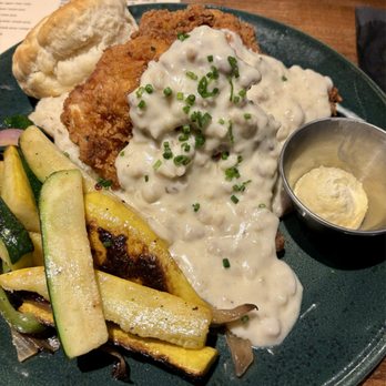Reunion Kitchen + Drink - Rosemary's Chicken & Biscuits - New American Near Me - Corona, California Reunion Kitchen + Drink - Rosemary's Chicken & Biscuits - New American Near Me - Corona, California