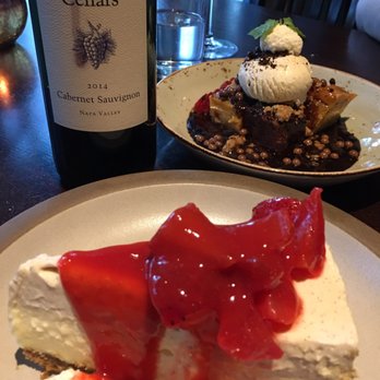 Crush - Cheesecake and Valrhona Chocolate Cobbler - Lounges Near Me - Chico, California
