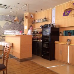 Pad Thai - Staff speak Czech and English which is a great help to an American!