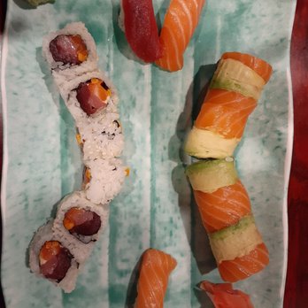 Sonobana - Left: Bankroll; Right: Nashville roll; Top: Tuna and salmon nigiri; Bottom: Smoked salmon nigiri - Japanese Near Me - Nashville, Tennessee Sonobana - Left: Bankroll; Right: Nashville roll; Top: Tuna and salmon nigiri; Bottom: Smoked salmon nigiri - Japanese Near Me - Nashville, Tennessee