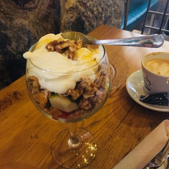 Miranda - Breakfast & Brunch Near Me - Madrid, M