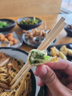 J SAN RAMEN FULLERTON by null