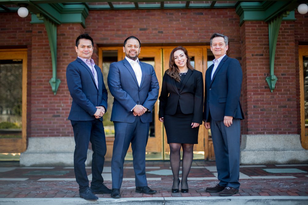 MARIO R BARRIOS REMAX PREMIER Updated October 2024 15 Photos & 45