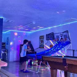 Go Play Party Zone - Basketball