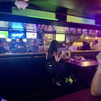 Harvey's Wineburger - Interior - Burgers Near Me - Phoenix, Arizona