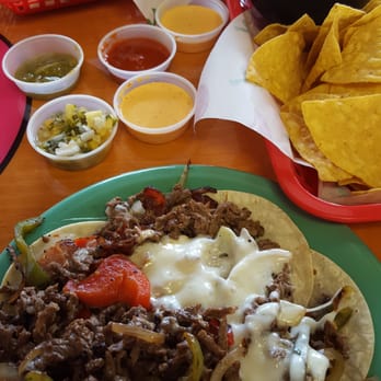 Guanataco - Fajita Alambres w/ chips and Queso - Mexican Near Me - Grand Prairie, Texas Guanataco - Fajita Alambres w/ chips and Queso - Mexican Near Me - Grand Prairie, Texas