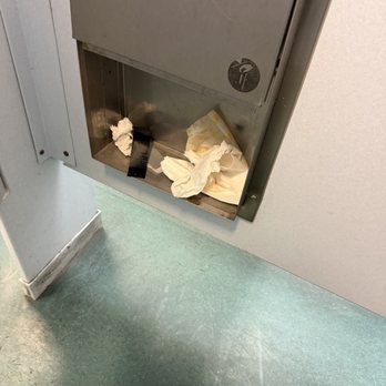 Ellenton Ice & Sports Complex - This was in the ladies room 12/22, 24 and 26. Photo from 12/24. DO BETTER - Skating Rinks Near Me - Ellenton, Florida Ellenton Ice & Sports Complex - This was in the ladies room 12/22, 24 and 26. Photo from 12/24. DO BETTER - Skating Rinks Near Me - Ellenton, Florida
