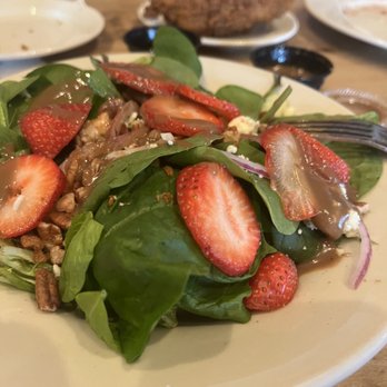 Puckett's Restaurant - Small Strawberry Spinach Salad - Southern Near Me - Pigeon Forge, Tennessee Puckett's Restaurant - Small Strawberry Spinach Salad - Southern Near Me - Pigeon Forge, Tennessee