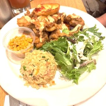 Liliha Bakery - Breakfast & Brunch Near Me - Honolulu, Hawaii