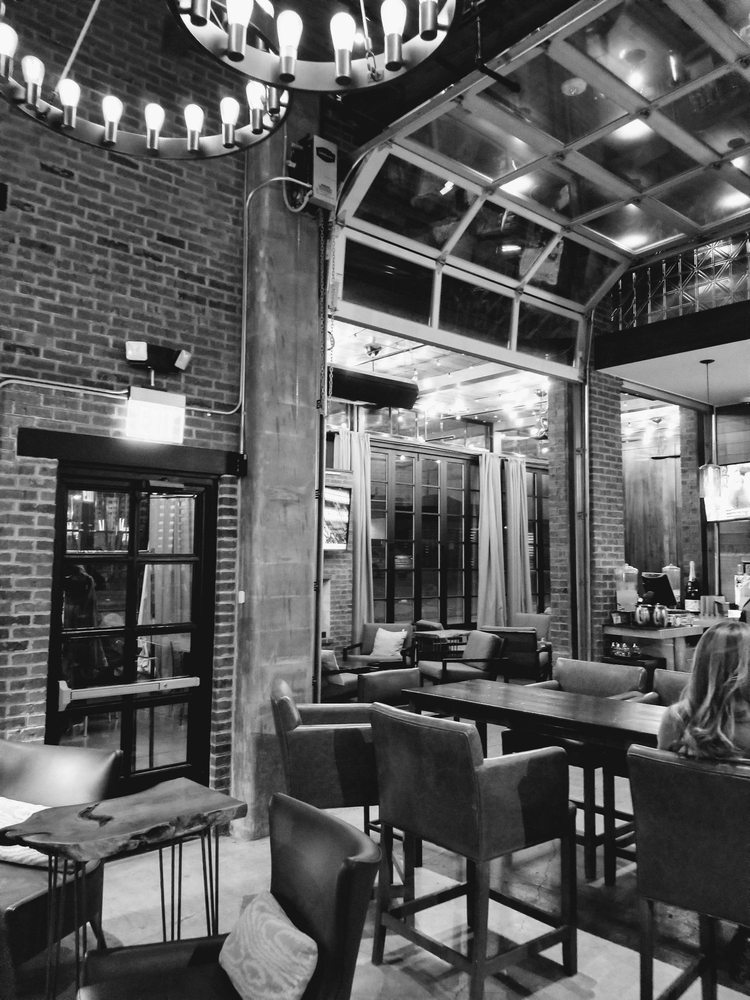 Kent & Co Wines 97 Photos & 119 Reviews Wine Bars 1101 W Magnolia