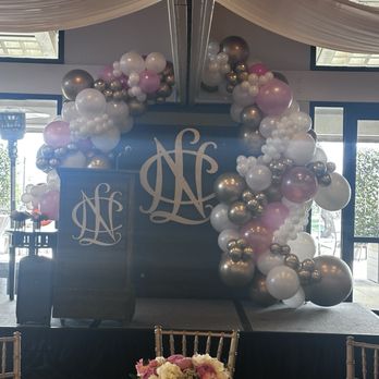 Balloon Thrills - Organic garland - Balloon Services Near Me
