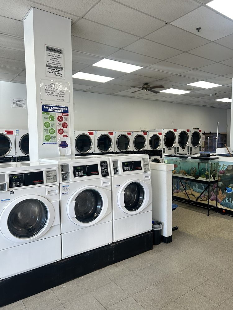 SUPER SPIN LAUNDROMAT Updated September 2024 13 Photos 294