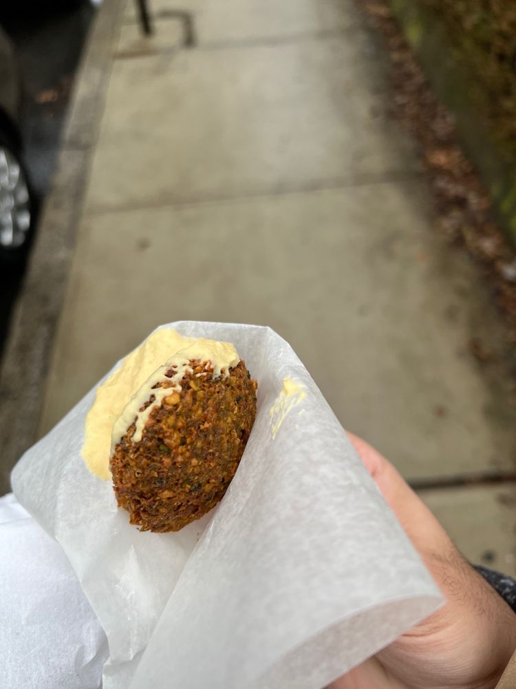 Sam’s Falafel & Shawarma