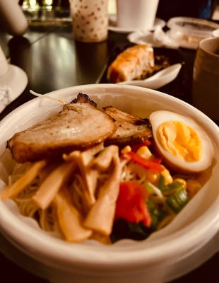 Kaen Na Ramen & Sushi by null
