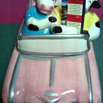 Talk Kaimuki - 'Moo Moo Buckaroo!' Random ornament in cafe. Photo by Eric Alcantara - Coffee & Tea Near Me - Honolulu, Hawaii Talk Kaimuki - 'Moo Moo Buckaroo!' Random ornament in cafe. Photo by Eric Alcantara - Coffee & Tea Near Me - Honolulu, Hawaii