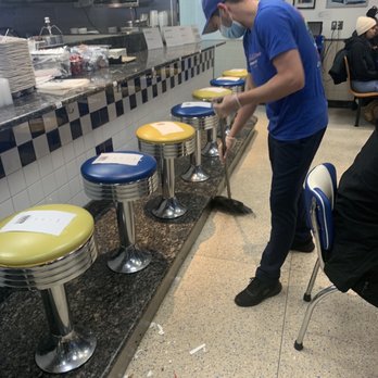 Bob & Edith's Diner - Sweeping while people are eating ? How gross! - American Near Me - Arlington, Virginia Bob & Edith's Diner - Sweeping while people are eating ? How gross! - American Near Me - Arlington, Virginia