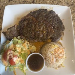 Pimon Thai - Thai ribeye with shrimp fried rice