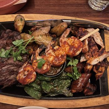 Flores San Mateo - Parrillada - Mexican Near Me - San Mateo, California