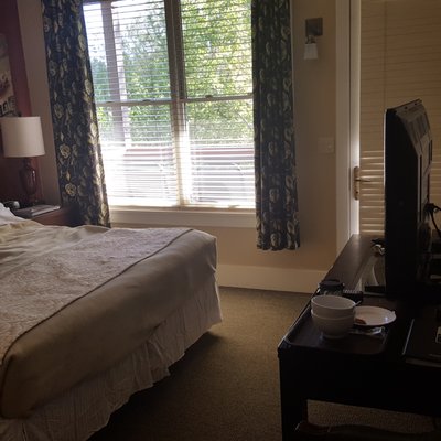 Hotel McCall by null