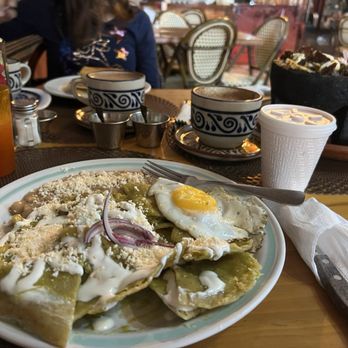 La Guarecita San Agustin - Chilaquiles with no sazón - Mexican Near Me - Morelia, MIC La Guarecita San Agustin - Chilaquiles with no sazón - Mexican Near Me - Morelia, MIC