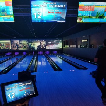 Main Event Warrenville - Arcades Near Me - Warrenville, Illinois