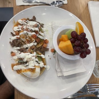 Broken Yolk Cafe - Breakfast & Brunch Near Me - Henderson, Nevada