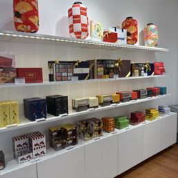 Wall of chocolate Wall of chocolate