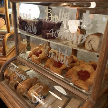Panadería Rosetta - Pastries - Bakeries Near Me - Ciudad de Mexico, DIF