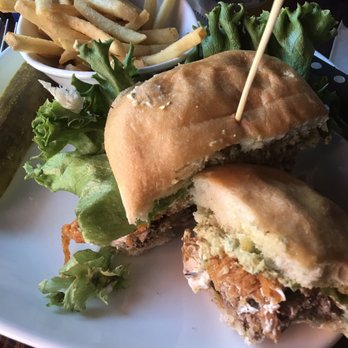 OHSO Brewery - Arcadia - AZ burger and regular fries - Breweries Near Me - Phoenix, Arizona OHSO Brewery - Arcadia - AZ burger and regular fries - Breweries Near Me - Phoenix, Arizona