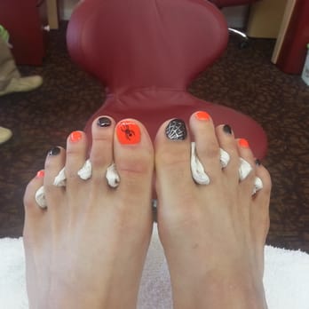 Laura's Nails - Just in time for Halloween. - Nail Salons Near Me - Santa Monica, California
