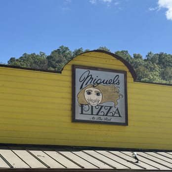 Miguel's Pizza - Pizza Near Me - Slade, Kentucky Miguel's Pizza - Pizza Near Me - Slade, Kentucky