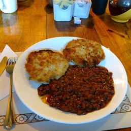 Fish cakes and beans Fish cakes and beans