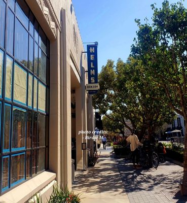 Helms Bakery by null