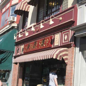 Carlo's Bakery - Bakeries Near Me - Hoboken, New Jersey Carlo's Bakery - Bakeries Near Me - Hoboken, New Jersey