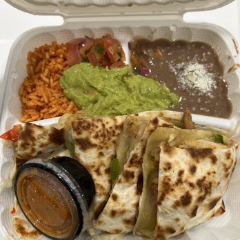 Chicken Fajitas Quesadillas Plate Lunch