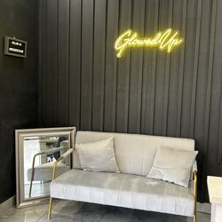 Ready Set Glow Nails
