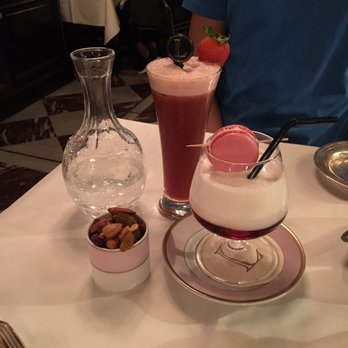 Ladurée - Macarons Near Me - Paris, 75 Ladurée - Macarons Near Me - Paris, 75