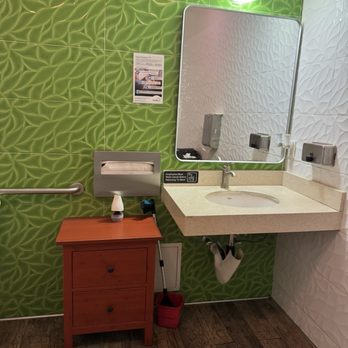 Jin Cook - Restroom - Korean Near Me - Glendale, California Jin Cook - Restroom - Korean Near Me - Glendale, California