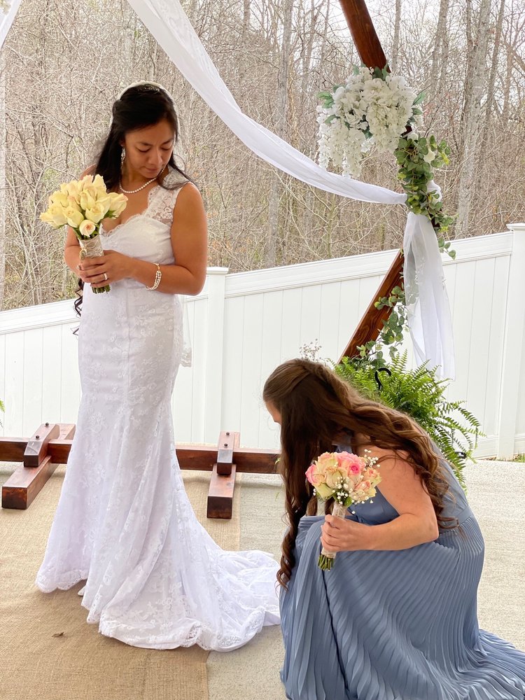 THE SEAMSTRESS 137 Photos & 10 Reviews 1143 Orange Ave, Winter Park