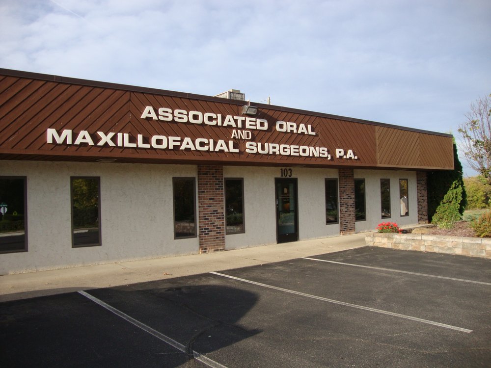 ASSOCIATED ORAL AND MAXILLOFACIAL SURGEONS Updated August 2024 501